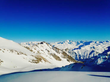 Vivez vos vacances à la montagne autrement : ski de rando, vtt…
